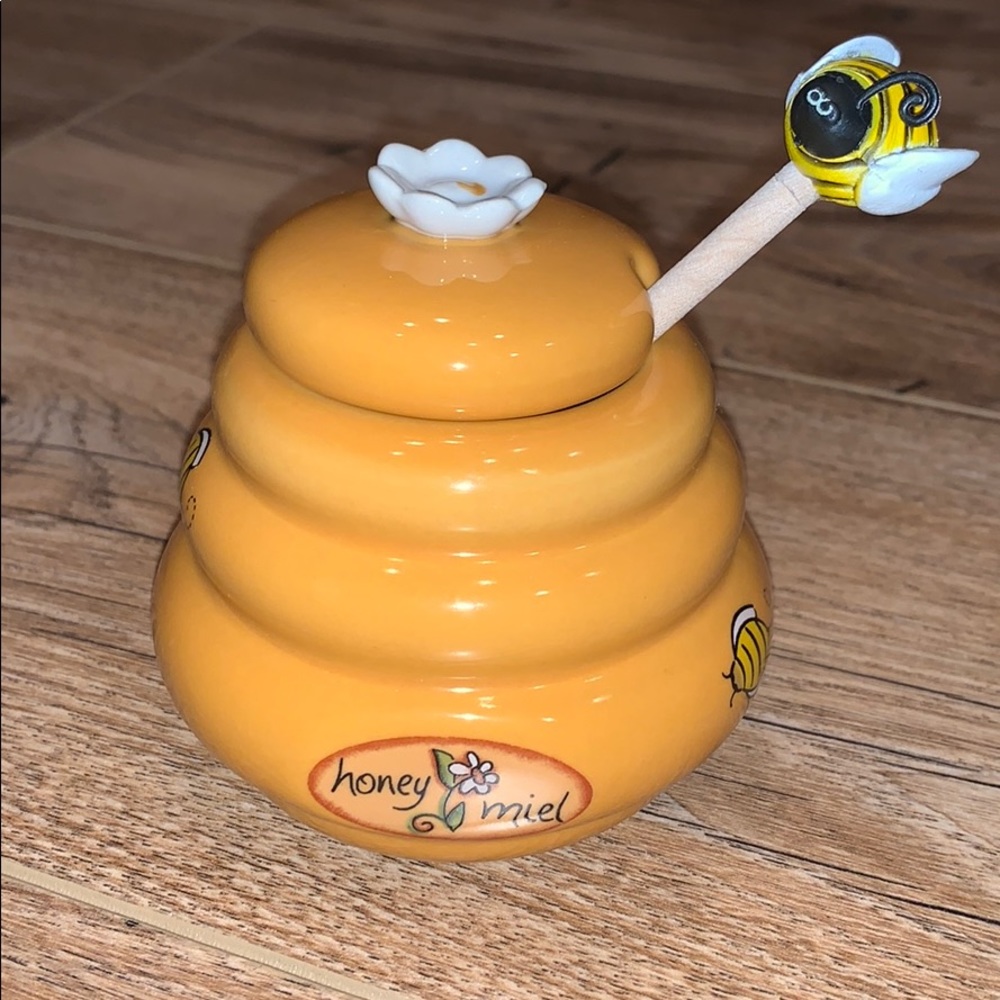 Ceramic honey pot with wood honey wand